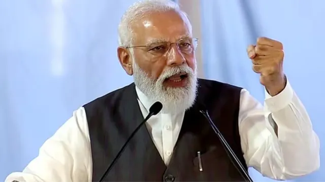 PM Modi NDA Government рдиреЗ рдЖрдЦрд┐рд░ рдРрд╕рд╛ рдХреНрдпрд╛ рдХрд╣рд╛, рдЬрд┐рд╕рдиреЗ рд╡рд┐рдХрд╛рд╕ рдХреА рдирдИ рдмрд╣рд╕ рдЫреЗрдбрд╝ рджреА?